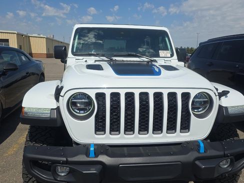 Used 2022 Jeep Wrangler Unlimited Rubicon 4xe w/ Steel Bumper Group AWD/4WD image 3
