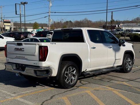 Used 2024 GMC Sierra 1500 SLT w/ SLT Premium Plus Package AWD/4WD image 6