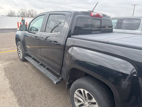 Used 2016 GMC Canyon SLE w/ Nightfall Edition image 5