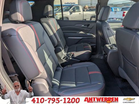 Certified 2024 Chevrolet Traverse RS w/ LPO, Floor Liner Package image 12