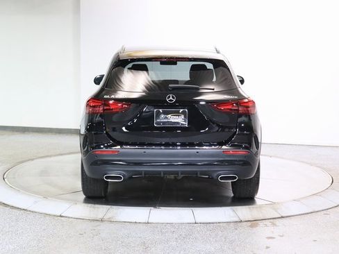 Certified 2025 Mercedes-Benz GLA 250 4MATIC image 11