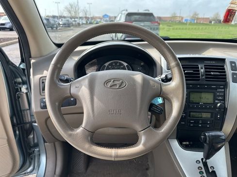 Used 2009 Hyundai Tucson Limited image 23