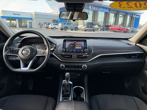 Used 2023 Nissan Altima 2.5 SV image 13