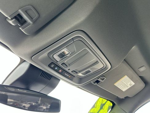 Used 2022 Chevrolet Silverado 1500 LT image 30