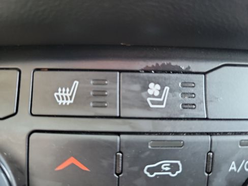 Used 2023 Dodge Durango R/T image 25