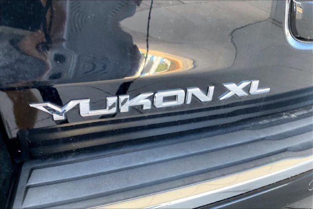 Used 2019 GMC Yukon XL Denali w/ Denali Ultimate Package AWD/4WD image 24