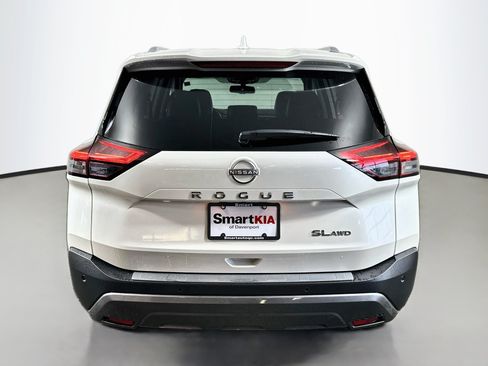 Used 2023 Nissan Rogue SL AWD/4WD image 6