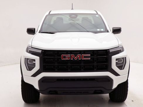 Used 2024 GMC Canyon Elevation w/ Trailering Package image 4