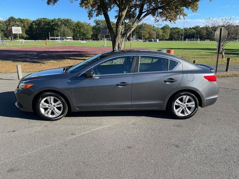 Used 2013 Acura ILX Hybrid w/ Technology Package image 26