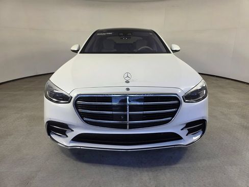 Used 2023 Mercedes-Benz S 500 4MATIC image 2