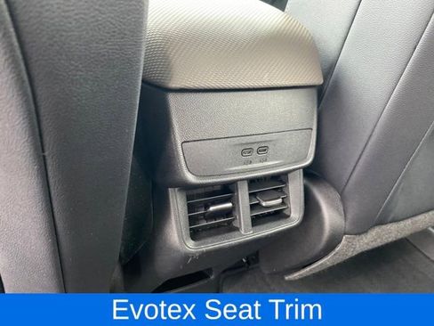 Certified 2025 Chevrolet Equinox LT w/ Convenience Package II image 18