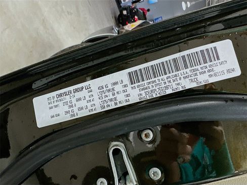 Used 2014 RAM 2500 Longhorn w/ Cold Weather Group image 32