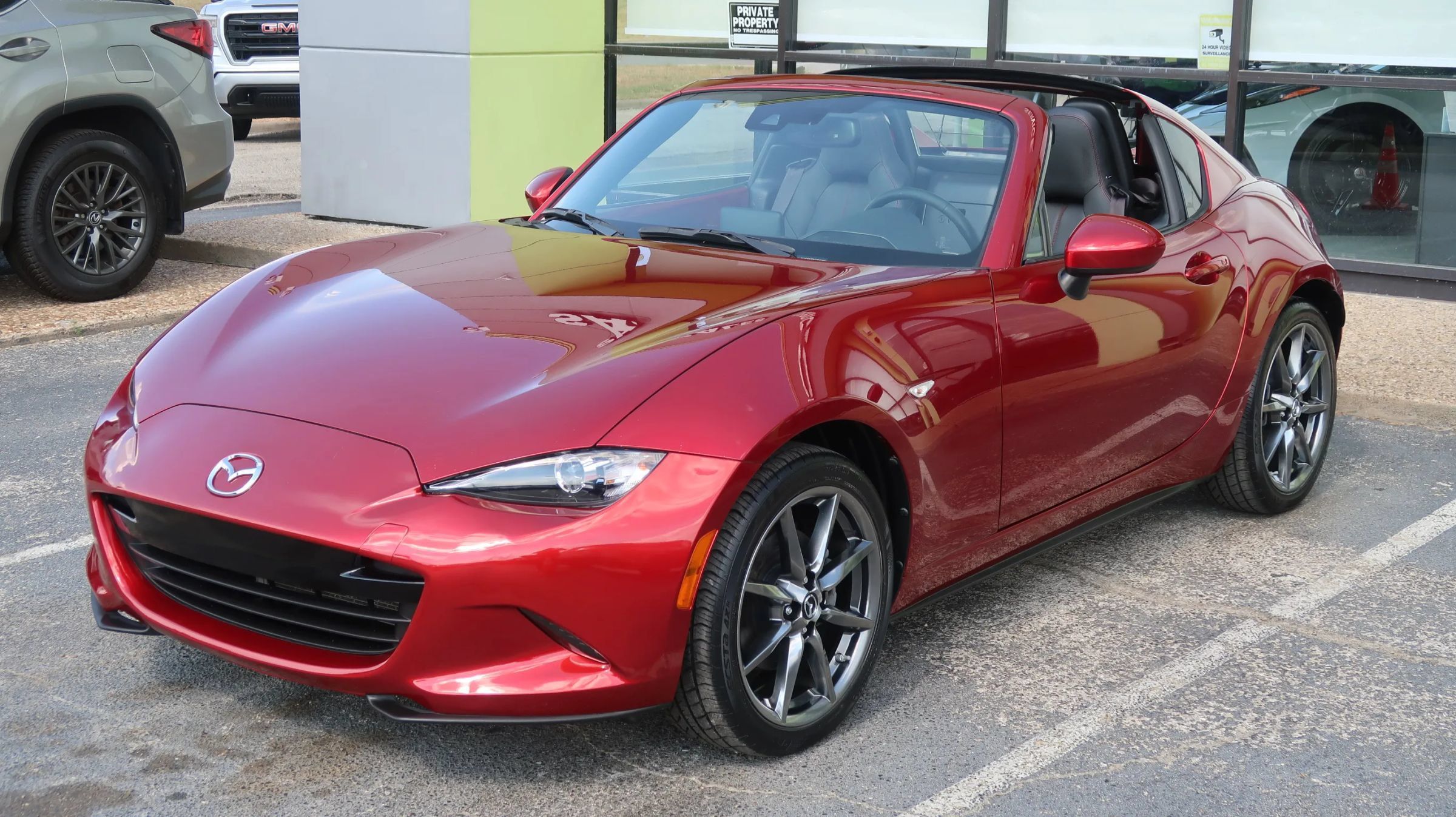 Used 2019 MAZDA MX-5 Miata RF Grand Touring RWD image 37