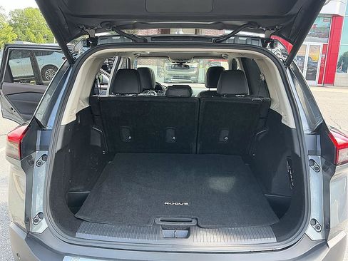 Certified 2023 Nissan Rogue SV w/ SV Premium B Package FWD image 27
