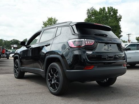 New 2026 Jeep Compass Latitude AWD/4WD image 8