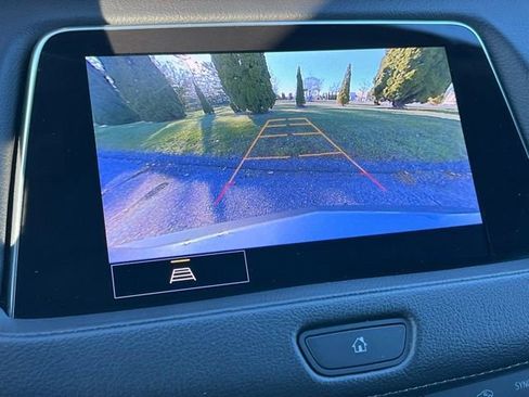 Used 2023 Cadillac XT4 Premium Luxury image 15