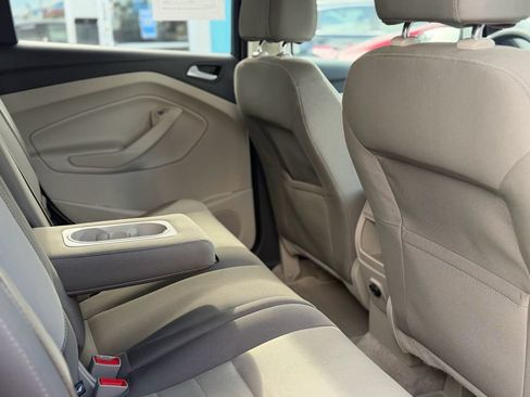 Used 2016 Ford Escape SE AWD/4WD image 23