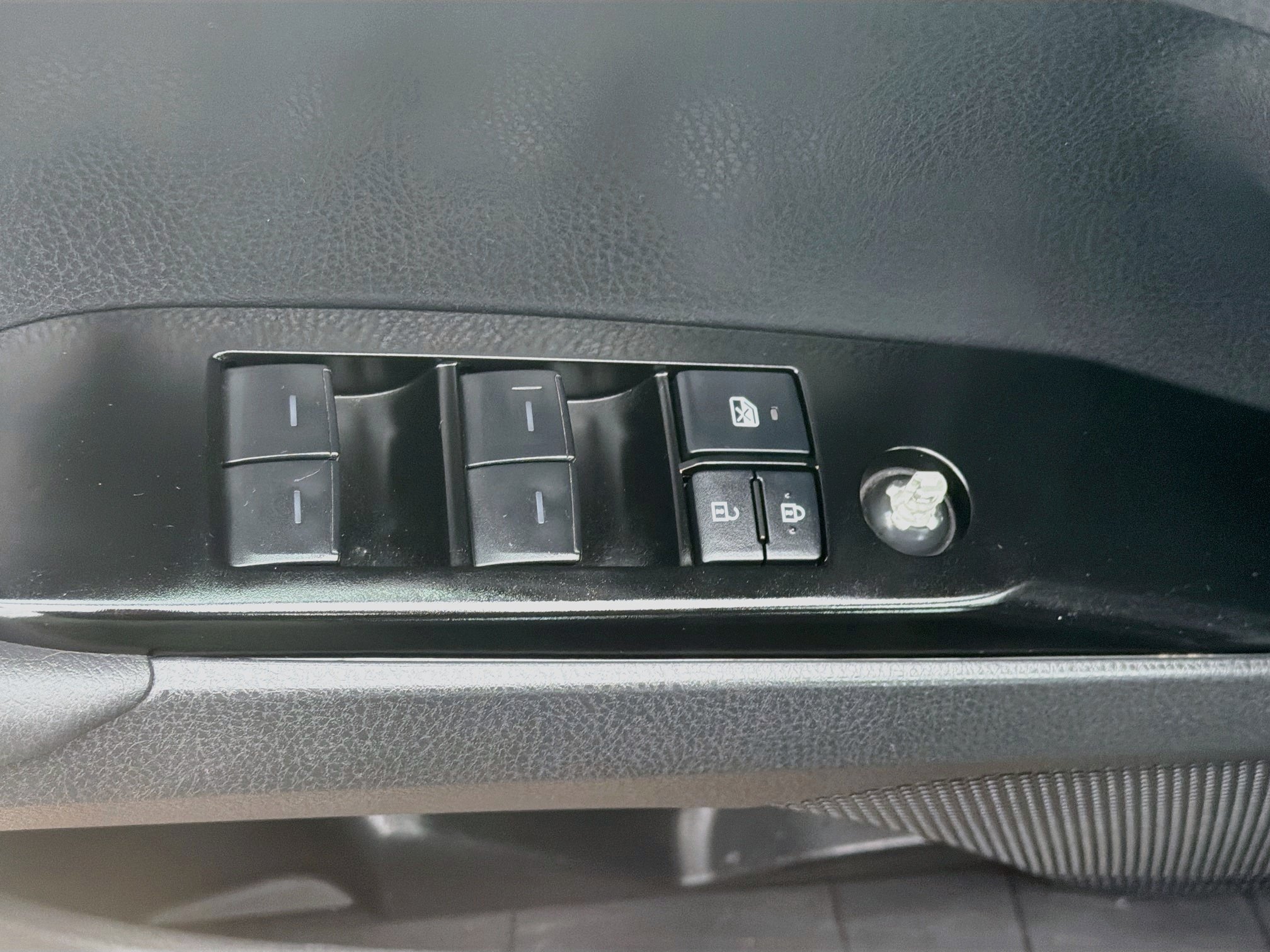 Used 2025 Toyota Camry LE FWD image 15