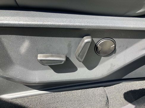 Used 2025 Ford Expedition Active RWD image 23