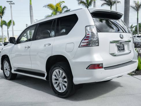 Used 2023 Lexus GX 460 Premium image 25