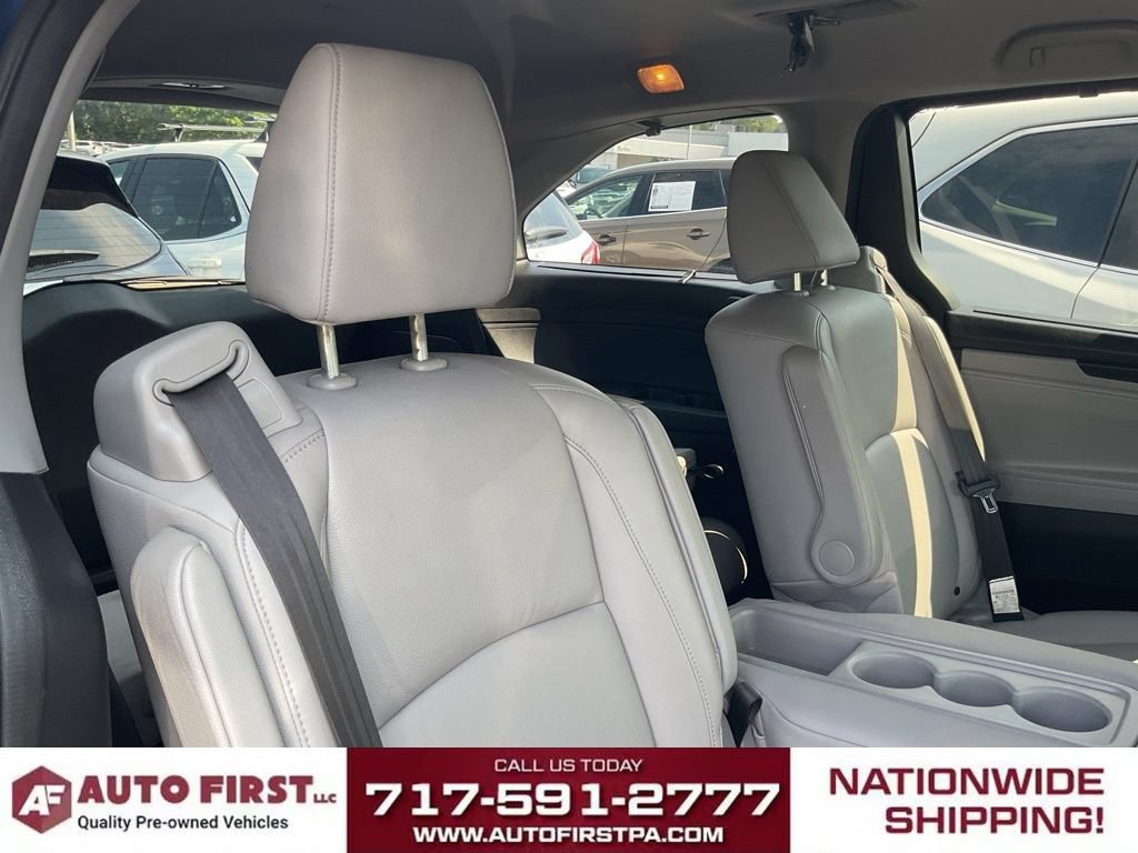 Used 2018 Honda Odyssey Elite image 12
