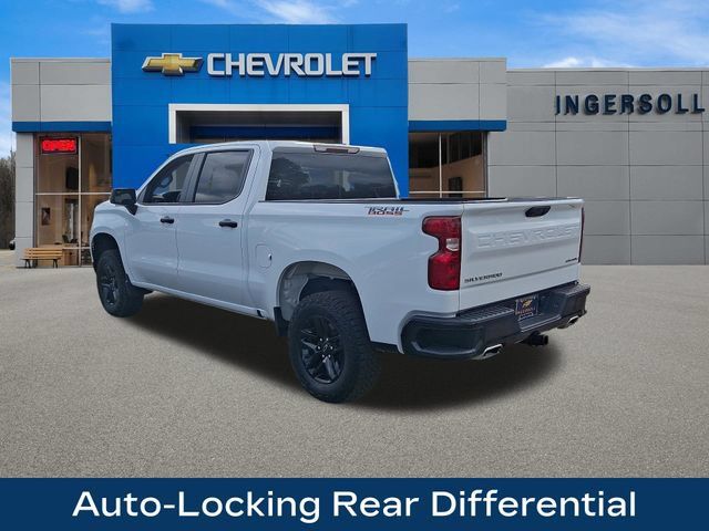 Used 2025 Chevrolet Silverado 1500 Custom Trail Boss AWD/4WD image 24