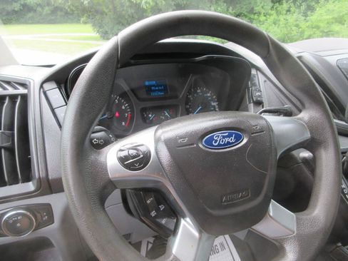 Used 2019 Ford Transit 250 148 Medium Roof RWD image 30