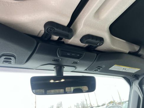 Used 2023 Jeep Gladiator Overland w/ Trailer Tow Package image 31