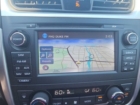 Used 2016 Nissan Altima 2.5 SV w/ Convenience Package FWD image 16