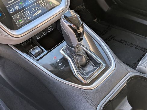 Used 2025 Subaru Outback Premium image 20
