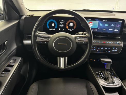 Used 2025 Hyundai Kona SEL AWD/4WD image 13