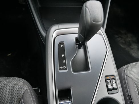 Used 2024 Subaru Crosstrek 2.0i Premium image 24