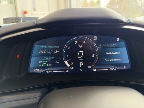 Used 2021 Chevrolet Corvette Stingray Premium Cpe w/ Z51 Performance Package image 40