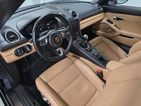 Certified 2021 Porsche 718 Boxster RWD image 4