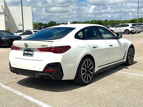 New 2026 BMW i4 eDrive40 w/ M Sport Package RWD image 8