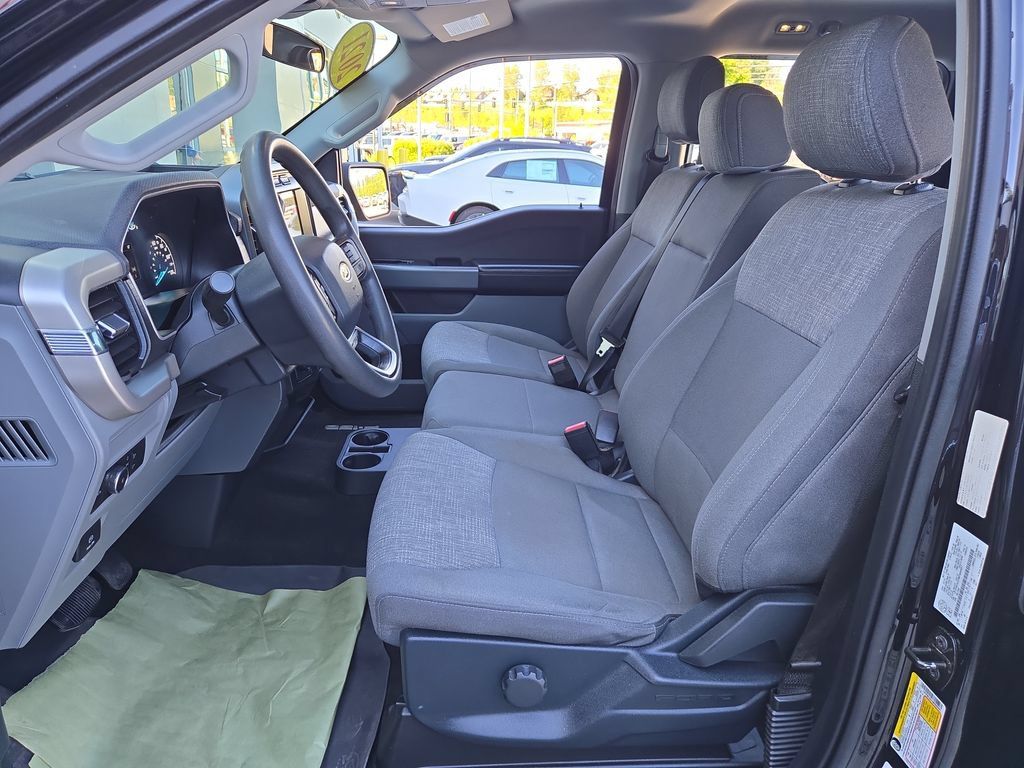 Used 2021 Ford F150 XLT AWD/4WD image 14