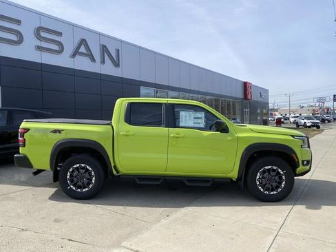 New 2026 Nissan Frontier PRO-4X w/ Pro-4x Convenience Package image 3