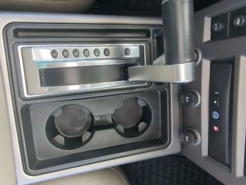 Used 2004 HUMMER H2 w/ Preferred Equipment Group AWD/4WD image 22