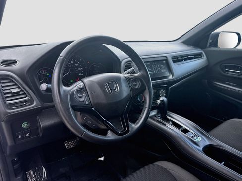 Certified 2022 Honda HR-V Sport image 9