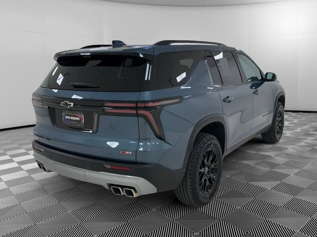 Used 2025 Chevrolet Traverse Z71 w/ Enhanced Driving Package AWD/4WD image 5