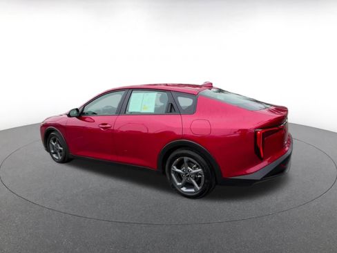 Used 2025 Kia K4 LXS image 10