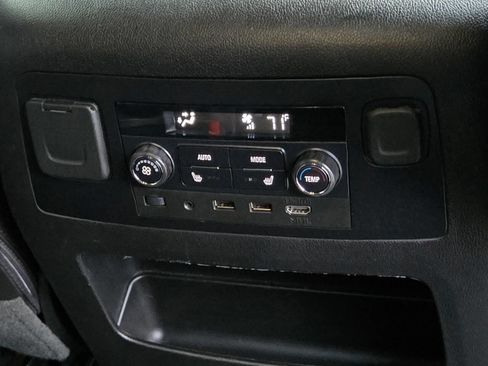 Used 2018 GMC Yukon XL Denali w/ Denali Ultimate Package image 25