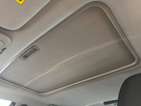Used 2011 Volvo XC90 3.2 FWD image 19