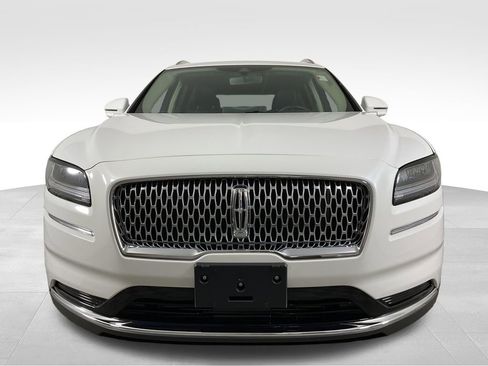 Used 2022 Lincoln Nautilus AWD w/ Premium Package image 3