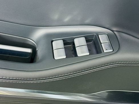 New 2025 Lincoln Navigator Reserve AWD/4WD image 18