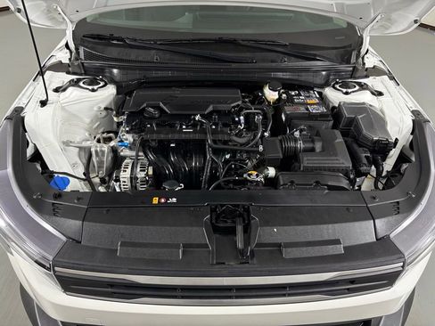 New 2025 Kia K4 LXS image 42