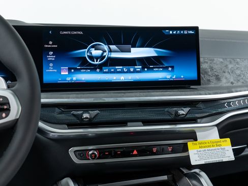 New 2026 BMW X6 xDrive40i w/ Climate Comfort Package image 19