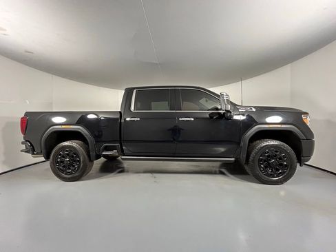 Used 2021 GMC Sierra 2500 Denali w/ Denali Ultimate Package image 8
