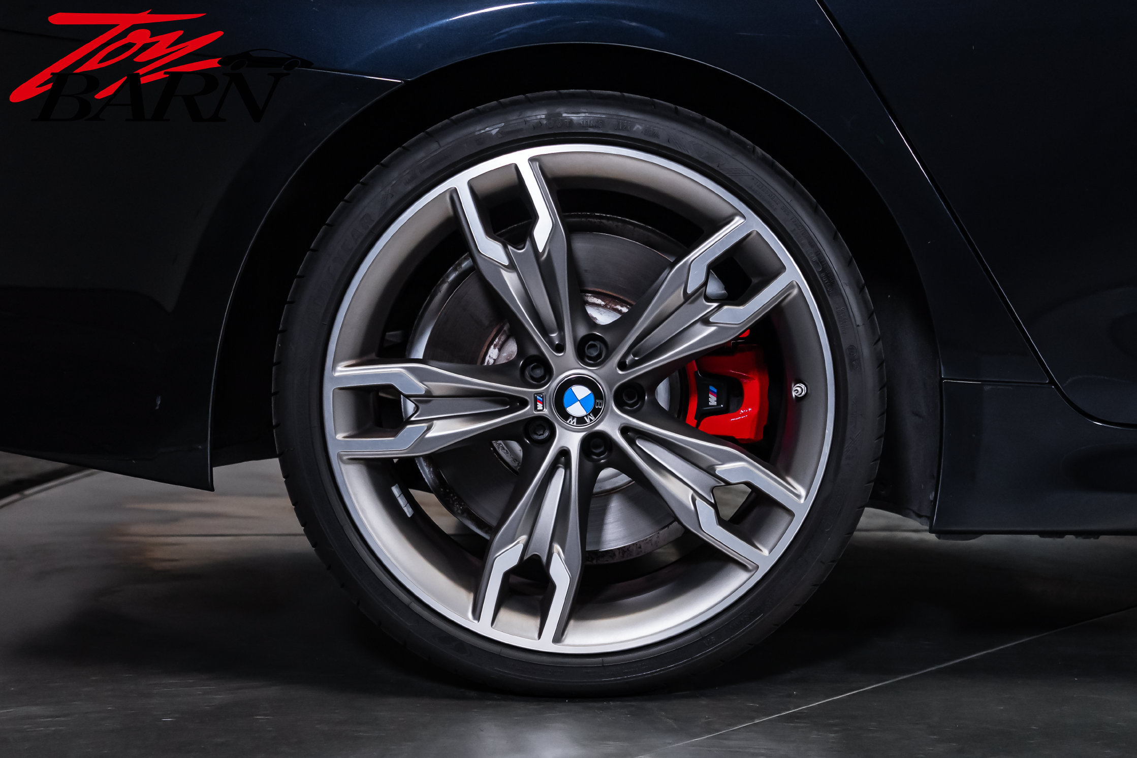 Used 2023 BMW M550i xDrive w/ Executive Package AWD/4WD image 14