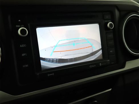 Used 2019 Toyota Tacoma SR5 image 29